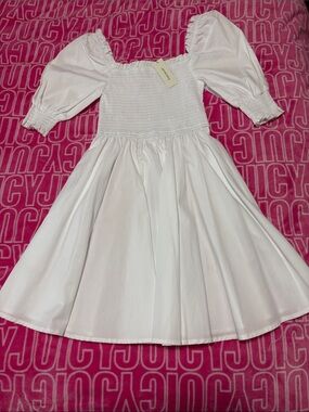 Francesca's Collections White Square-Neck Smocked Mini Dress